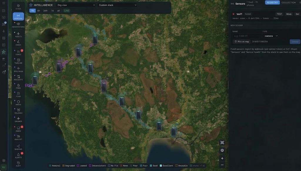 ESTAK web intelligence map with phones across the terrain and GNSS observation hexagons.
